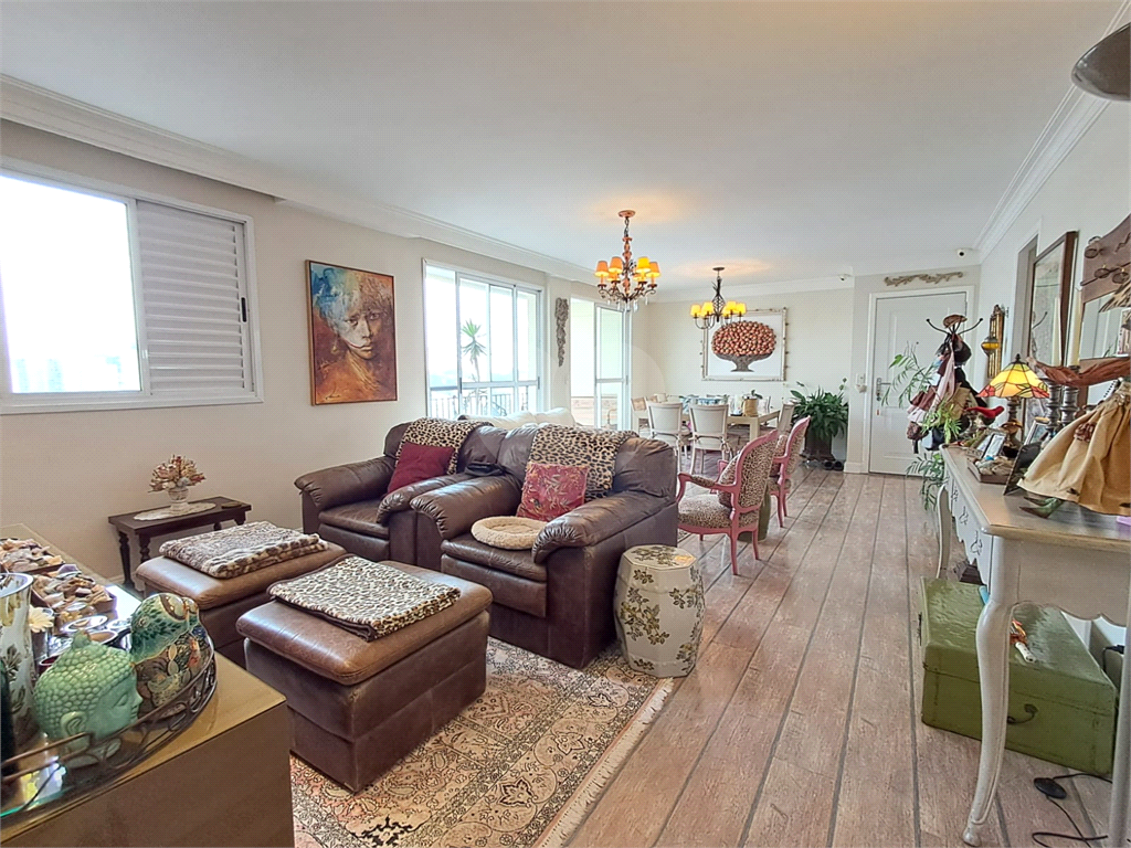 Imóvel 126m² sala de estar de 3 ambientes, 2 suítes, 2 vagas lazer completo Vila Romana