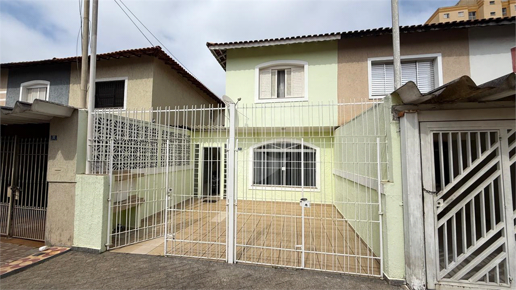 Sobrado à Venda na Vila Maranduba – Guarulhos, 120 m², 2 Dormitórios, 2 vagas e quintal