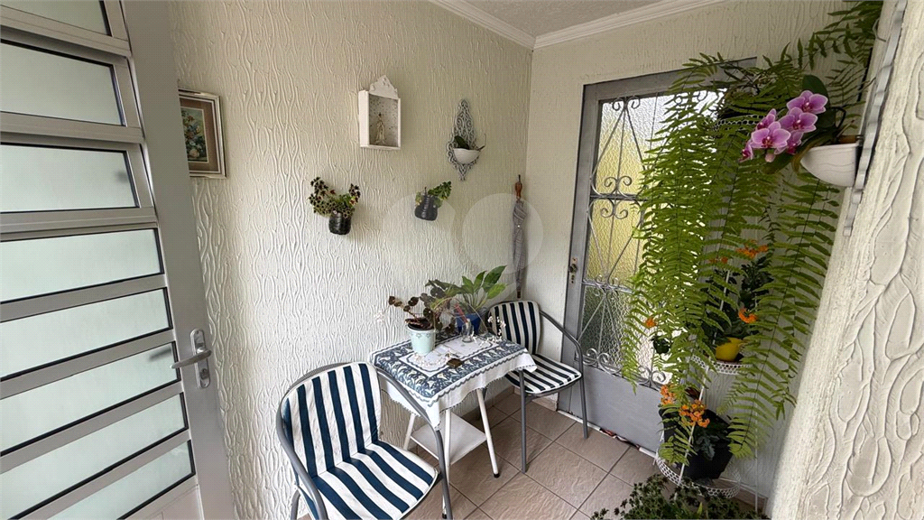 Sobrado à Venda na Vila Maranduba – Guarulhos, 120 m², 2 Dormitórios, 2 vagas e quintal
