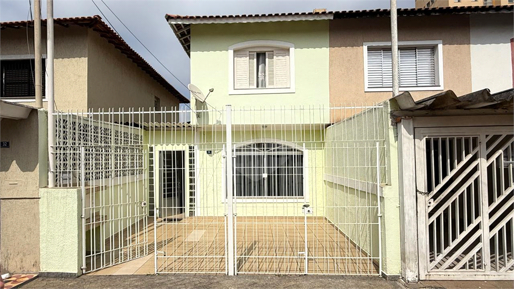 Sobrado à Venda na Vila Maranduba – Guarulhos, 120 m², 2 Dormitórios, 2 vagas e quintal