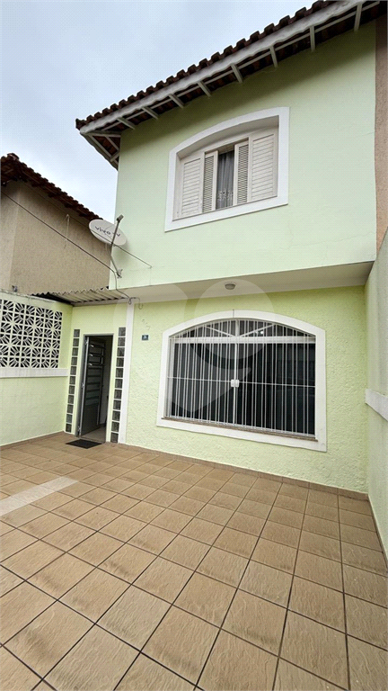 Sobrado à Venda na Vila Maranduba – Guarulhos, 120 m², 2 Dormitórios, 2 vagas e quintal