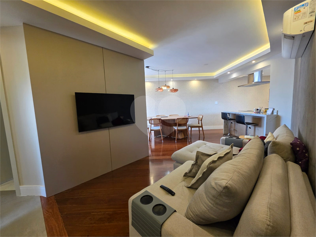 APARTAMENTO em SANTANA