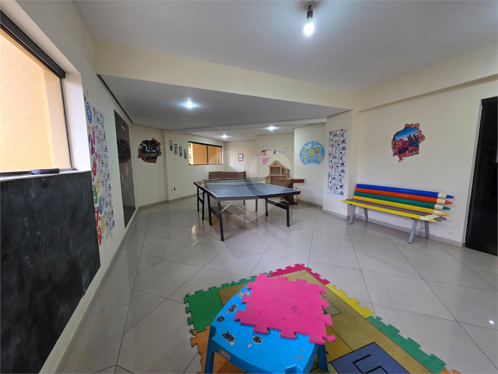 APARTAMENTO em SANTANA