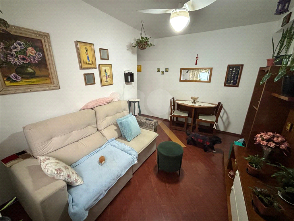 Apartamento à Venda - Santana, Região da Santa Terezinha com 2 quartos, 1 vaga de garagem 