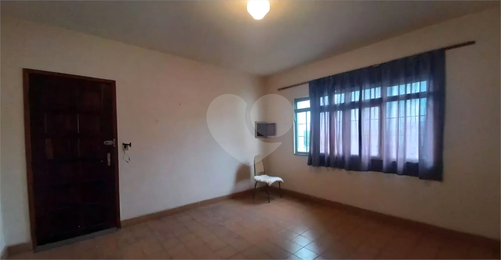 Sobrado, 3 quartos, 200 m² - Foto 2