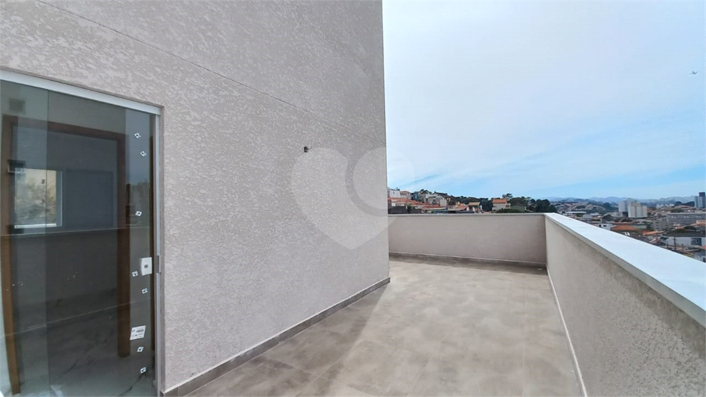 Apertamento novo com 2 dormitórios, 1 vaga e amplo quintal no Tucuruvi