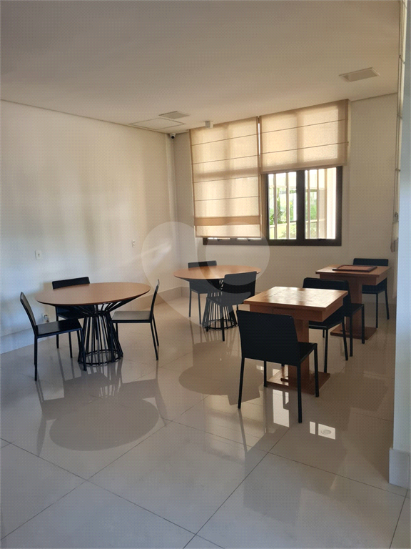 APARTAMENTO em SANTANA