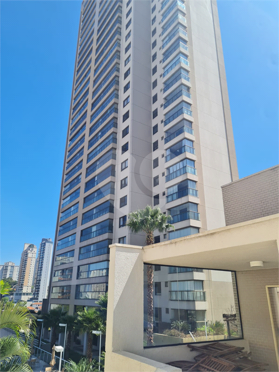 APARTAMENTO em SANTANA