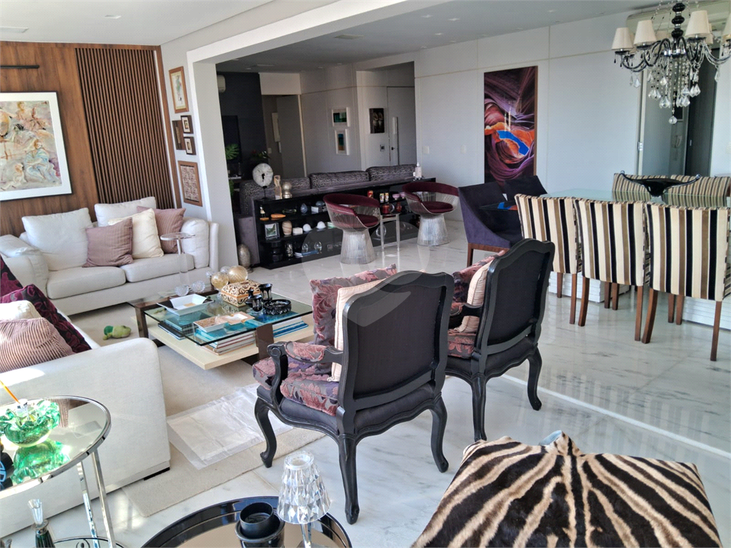 Apartamento 223m² Úteis no Paraíso