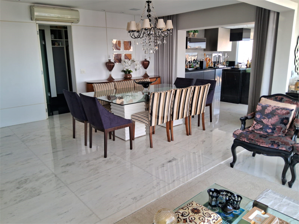 Apartamento 223m² Úteis no Paraíso