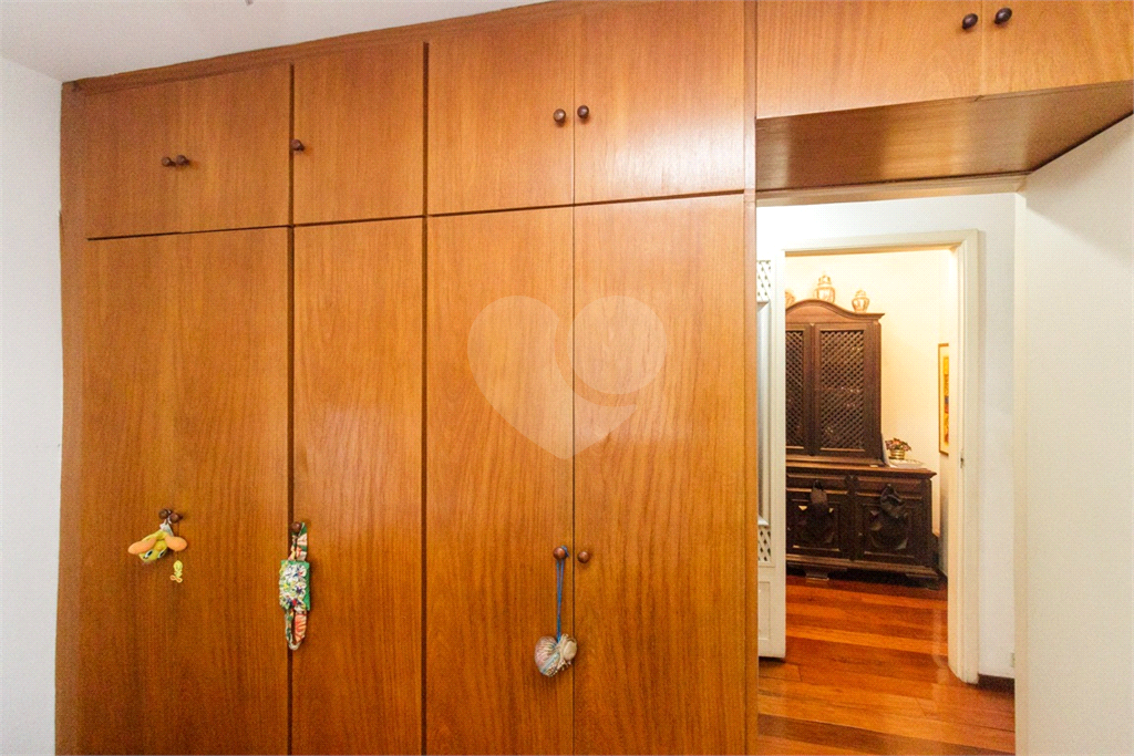 Apartamento em Higienópolis, 3 dormitórios, em excelente localização e valor!!!