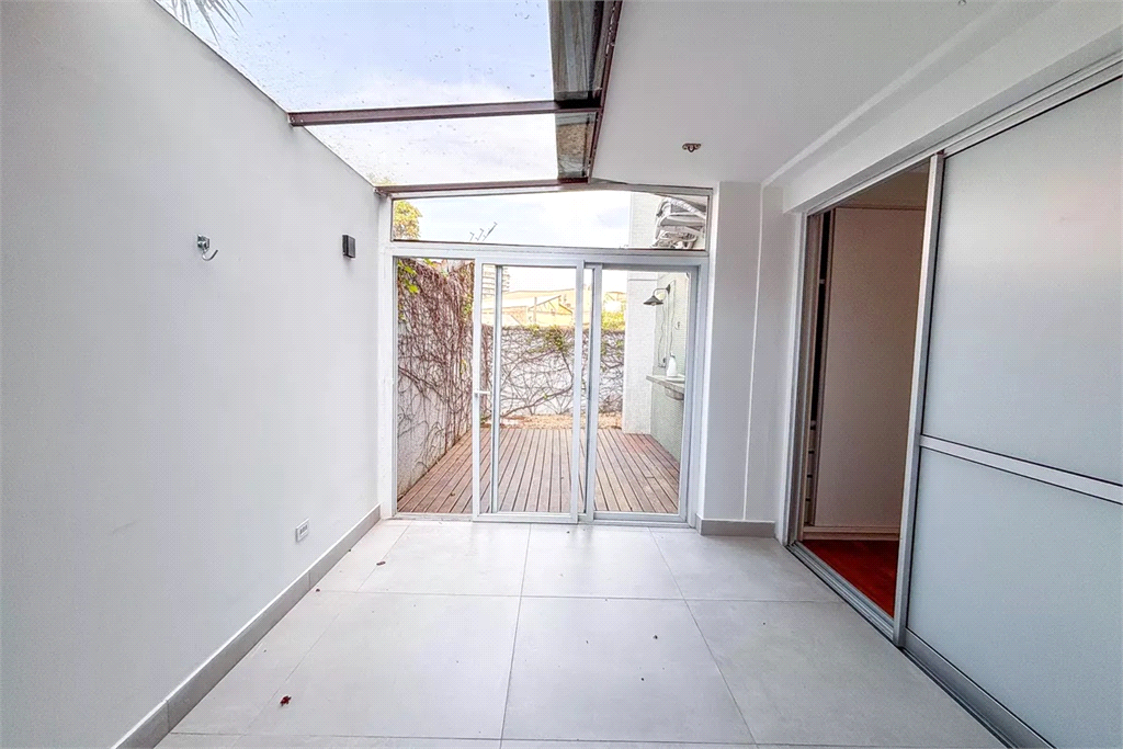 Apartamento Garden 2 dormitórios, sendo 1 suíte e 2 vagas de garagem 