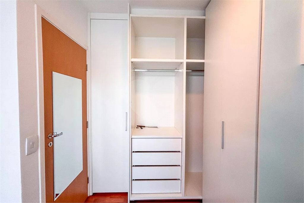 Apartamento Garden 2 dormitórios, sendo 1 suíte e 2 vagas de garagem 