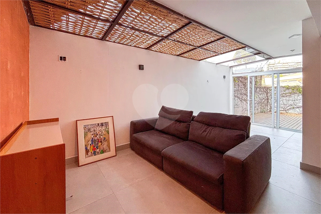 Apartamento Garden 2 dormitórios, sendo 1 suíte e 2 vagas de garagem 