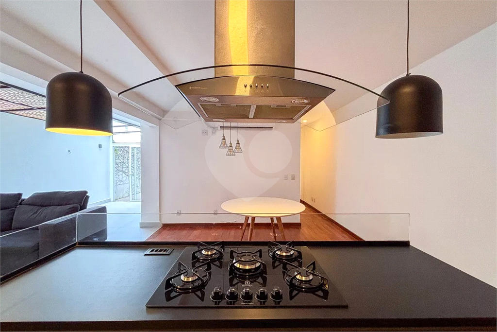 Apartamento Garden 2 dormitórios, sendo 1 suíte e 2 vagas de garagem 