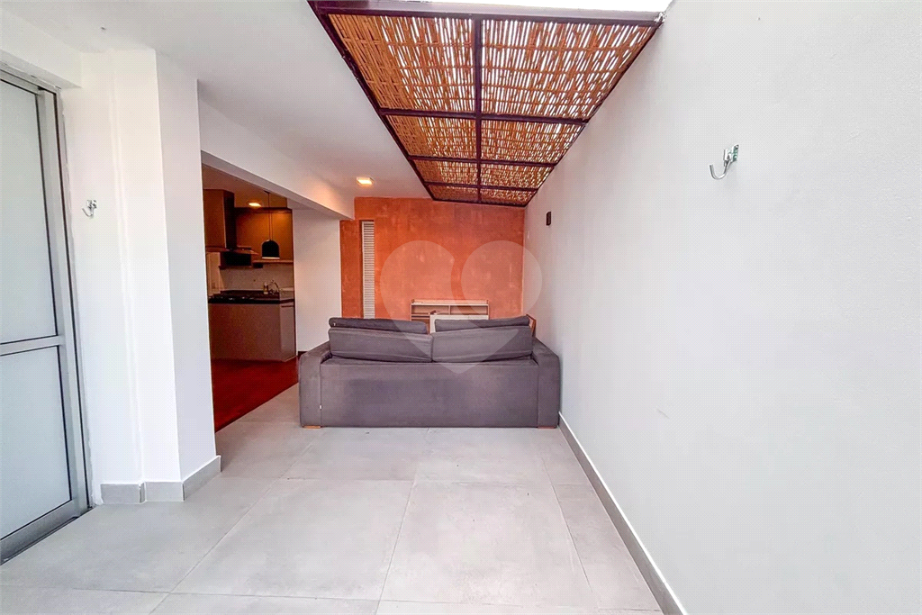 Apartamento Garden 2 dormitórios, sendo 1 suíte e 2 vagas de garagem 