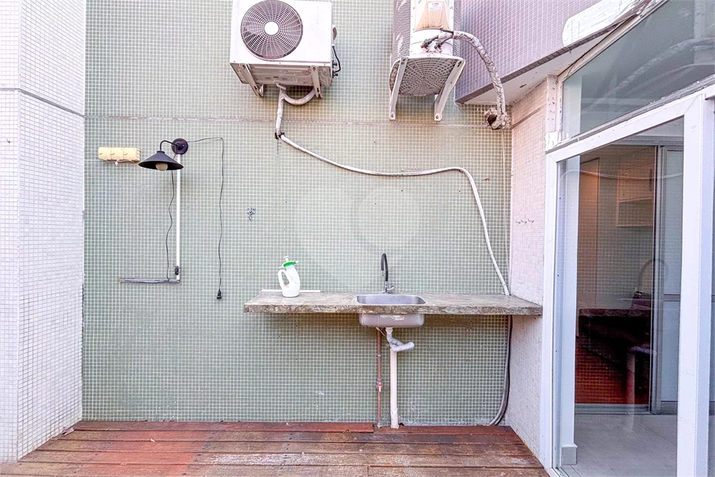 Apartamento Garden 2 dormitórios, sendo 1 suíte e 2 vagas de garagem 