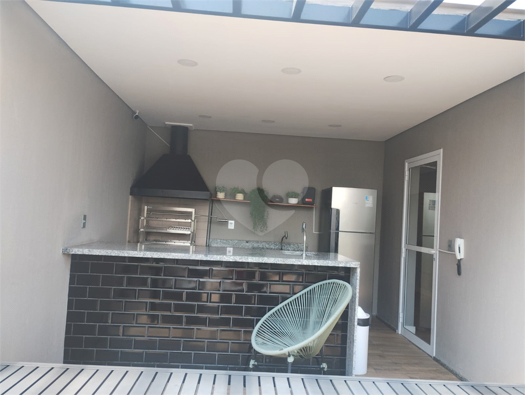 APARTAMENTO em PINHEIROS