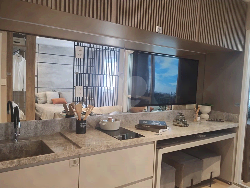 APARTAMENTO em PINHEIROS