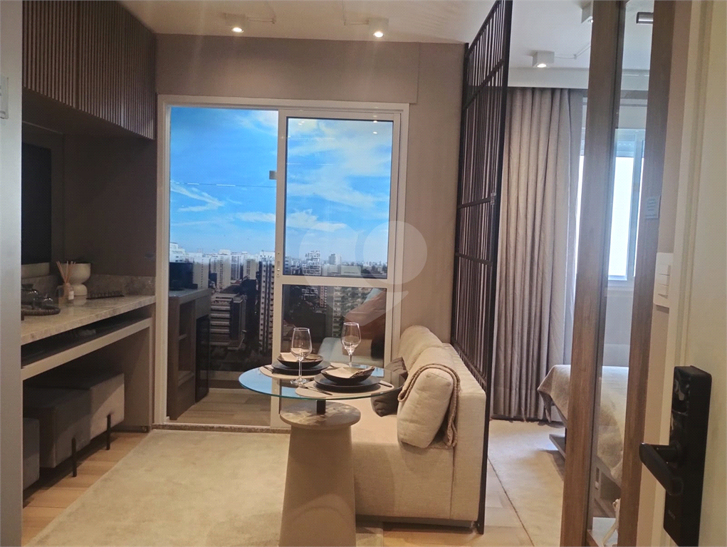 APARTAMENTO em PINHEIROS