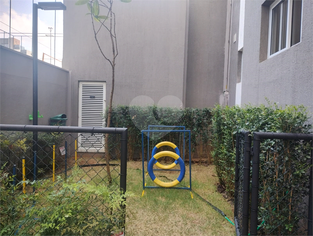 APARTAMENTO em PINHEIROS