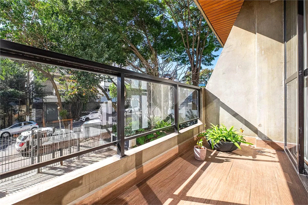 Apartamento Vila Madalena 3 dormitórios, sendo 1 suíte 