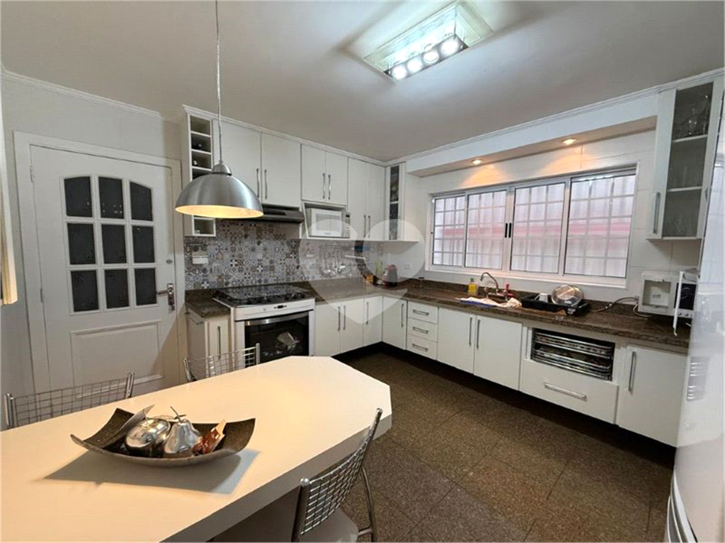 Sobrado à Venda | 150 m² | 3 dormitórios (1 suíte) | 2 vagas no Jaçanã! 