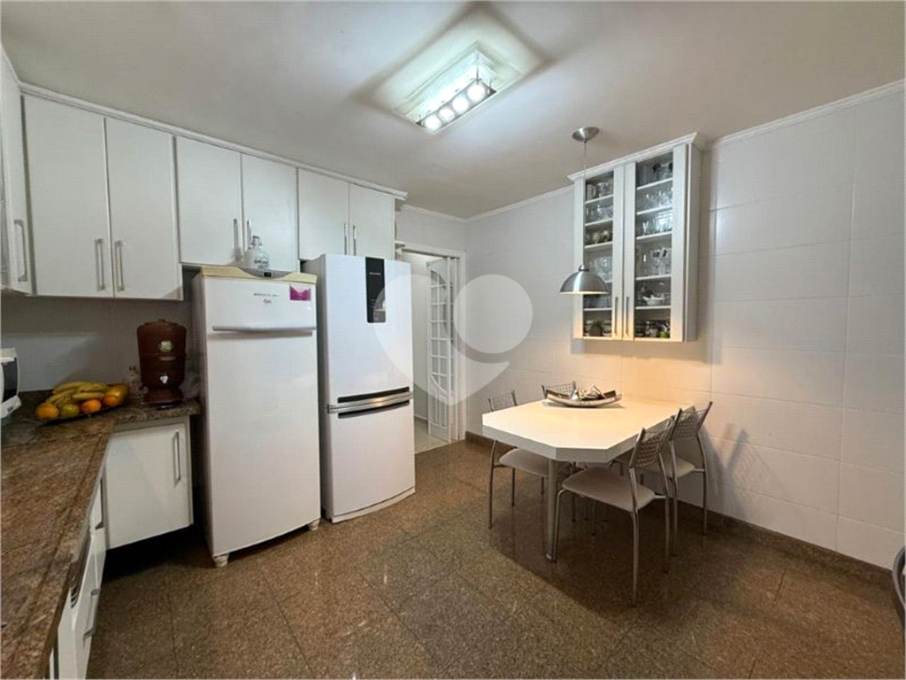 Sobrado à Venda | 150 m² | 3 dormitórios (1 suíte) | 2 vagas no Jaçanã! 