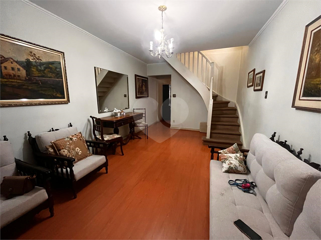 Sobrado à Venda no Jardim São Paulo – Próximo ao Metrô
