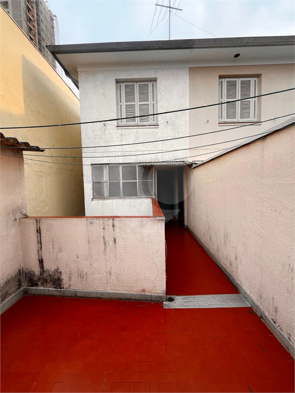 Sobrado à Venda no Jardim São Paulo – Próximo ao Metrô
