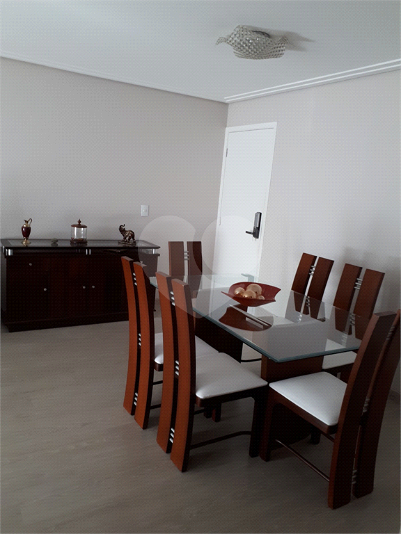 Apartamento à venda com 3 quartos, 105m² - Foto 18
