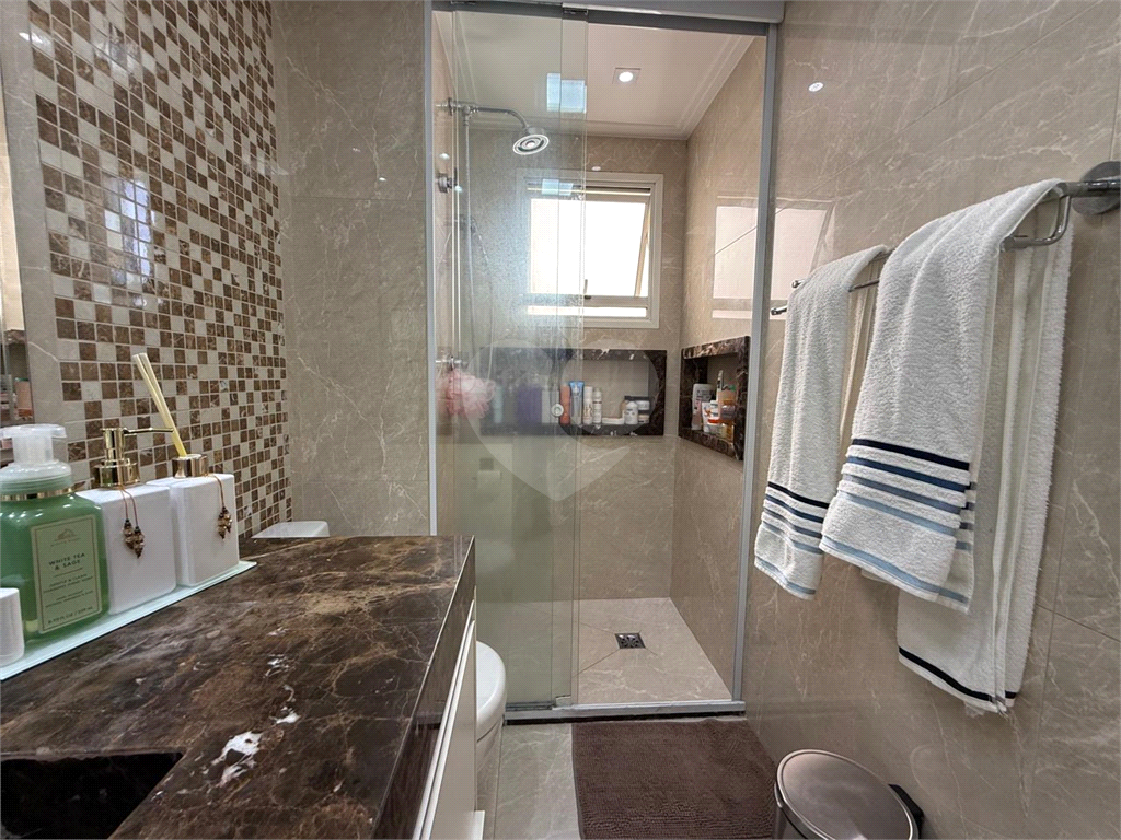 Apartamento à venda com ampla varanda gourmet com churrasqueira, 4 dormitórios, 1 suíte, 2 vagas e lazer completo em GApartamento à venda com ampla varanda gourmet com churrasqueira, 4 dormitórios, 1 suíte, 2 vagas e lazer completo em Guarulhos!