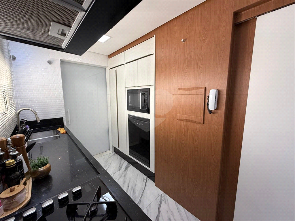 Apartamento à venda com ampla varanda gourmet com churrasqueira, 4 dormitórios, 1 suíte, 2 vagas e lazer completo em GApartamento à venda com ampla varanda gourmet com churrasqueira, 4 dormitórios, 1 suíte, 2 vagas e lazer completo em Guarulhos!