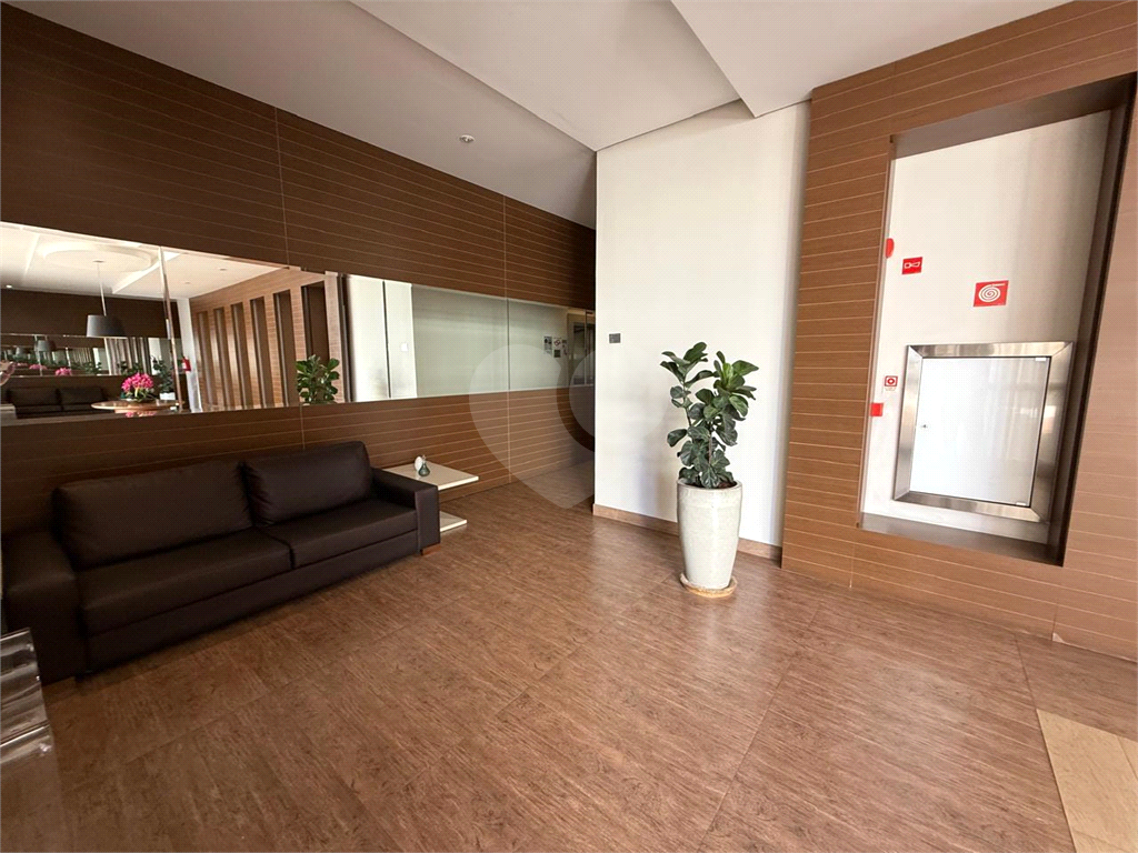 Apartamento à venda com ampla varanda gourmet com churrasqueira, 4 dormitórios, 1 suíte, 2 vagas e lazer completo em GApartamento à venda com ampla varanda gourmet com churrasqueira, 4 dormitórios, 1 suíte, 2 vagas e lazer completo em Guarulhos!