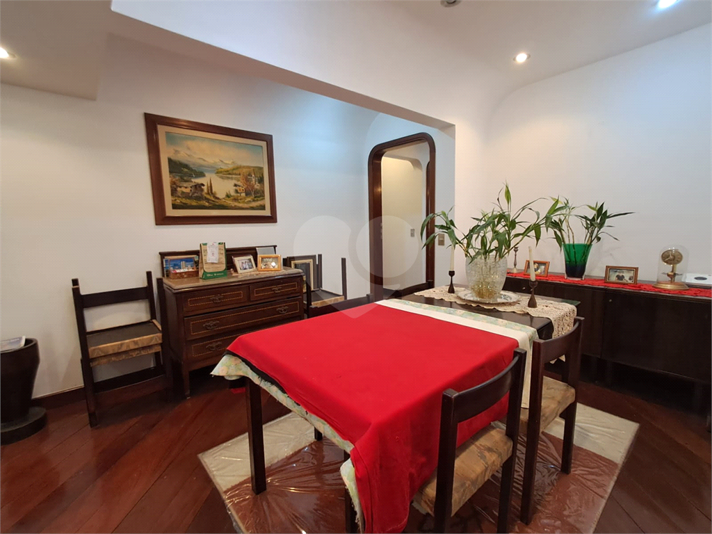 Imóvel 167m² com 3 quartos, sala de estar de 3 ambientes 1 vaga de garagem Perdizes