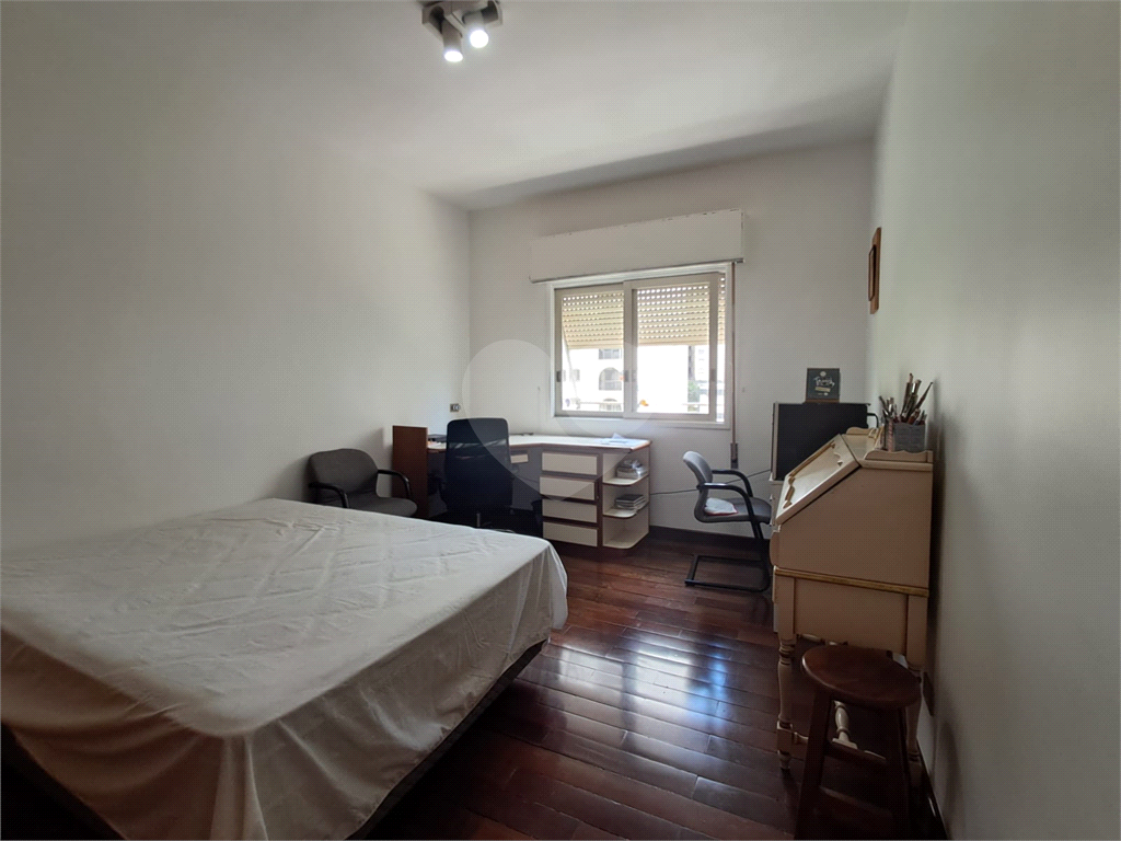 Imóvel 167m² com 3 quartos, sala de estar de 3 ambientes 1 vaga de garagem Perdizes