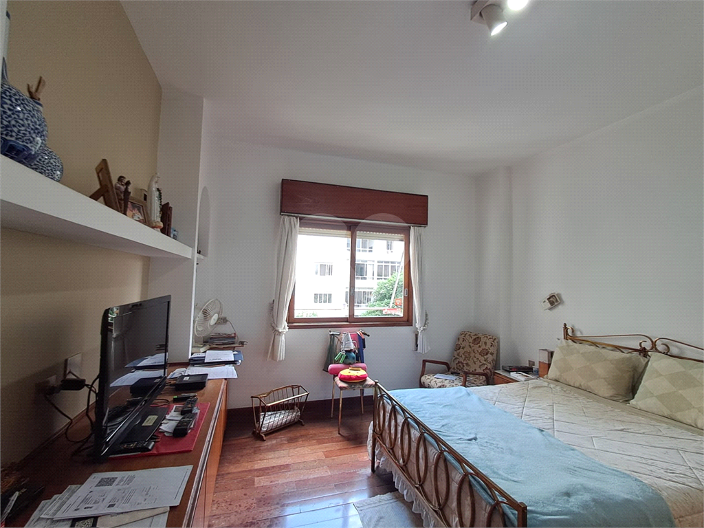 Imóvel 167m² com 3 quartos, sala de estar de 3 ambientes 1 vaga de garagem Perdizes