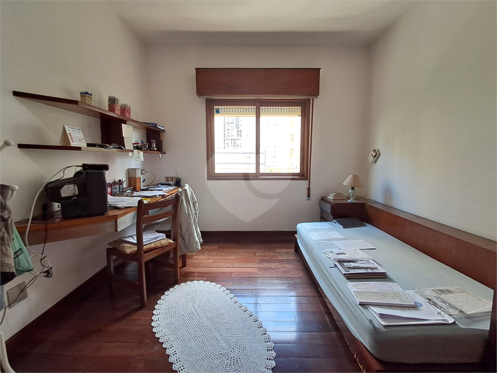 Imóvel 167m² com 3 quartos, sala de estar de 3 ambientes 1 vaga de garagem Perdizes