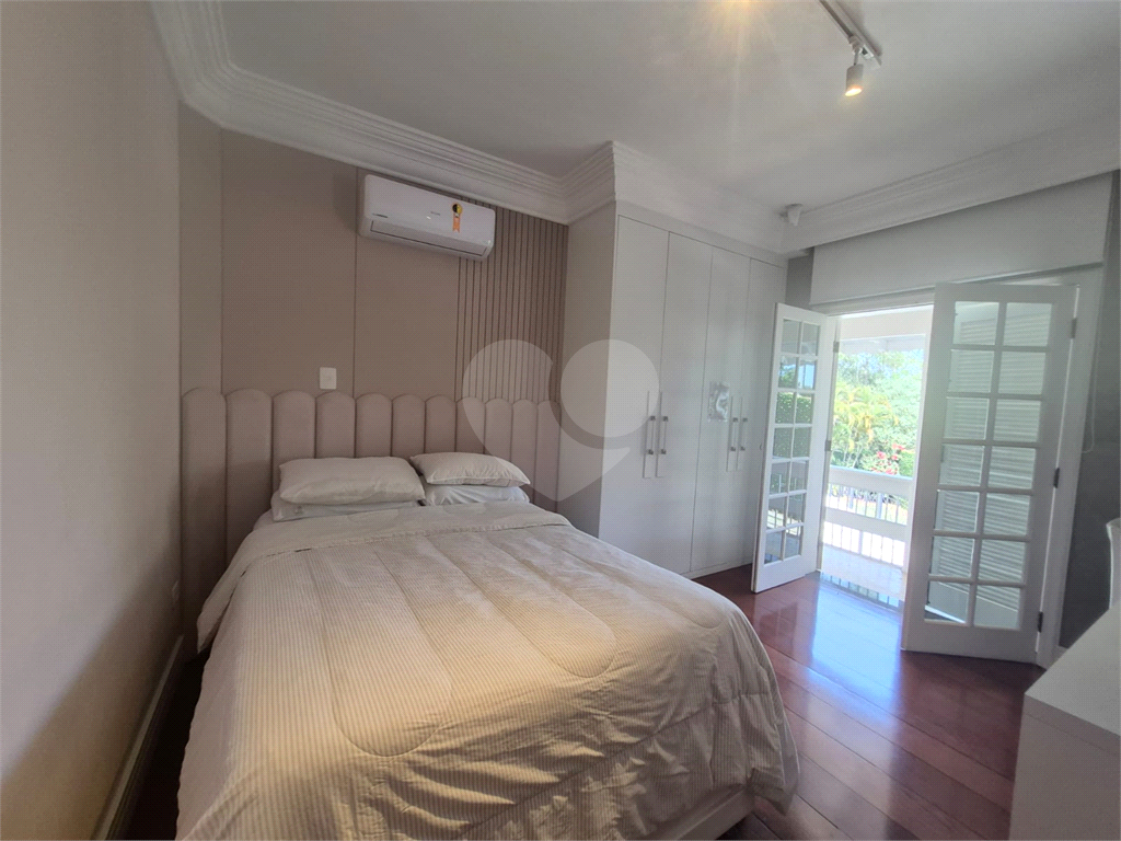 Casa de Condomínio à venda e aluguel com 5 quartos, 244m² - Foto 19