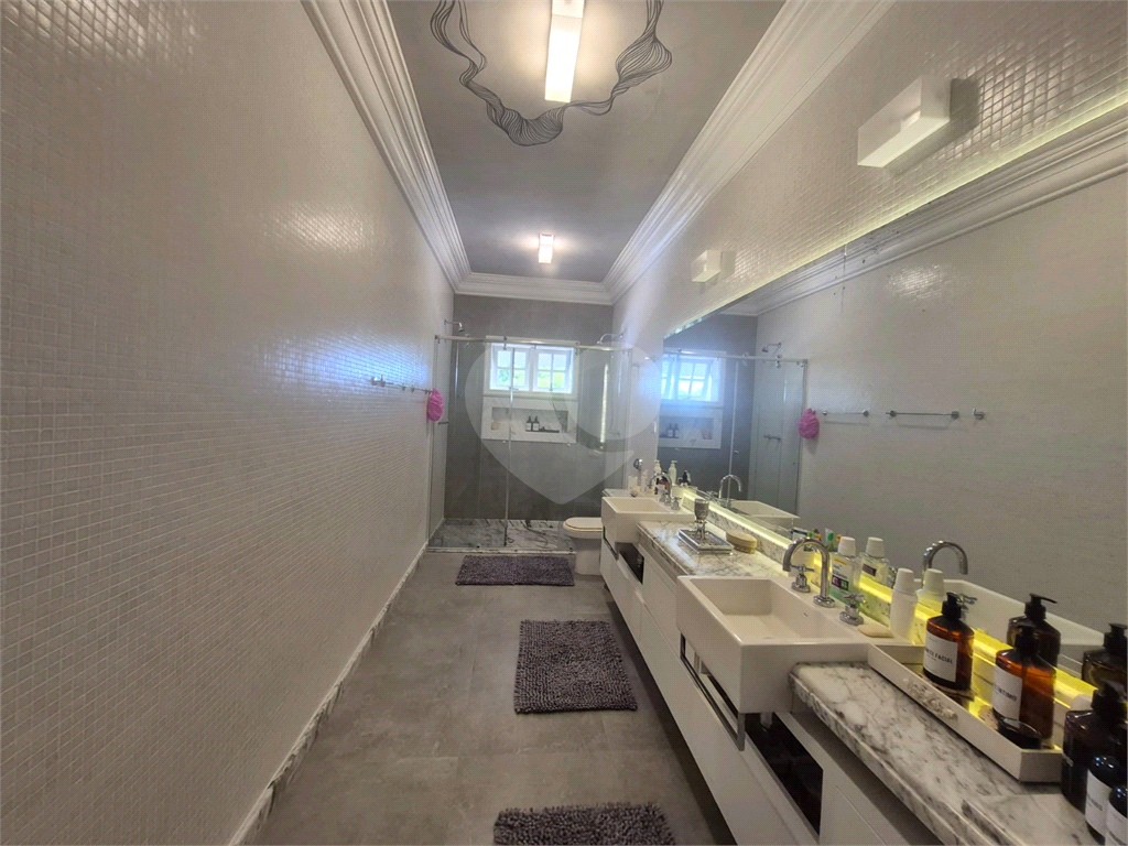 Casa de Condomínio à venda e aluguel com 5 quartos, 244m² - Foto 17