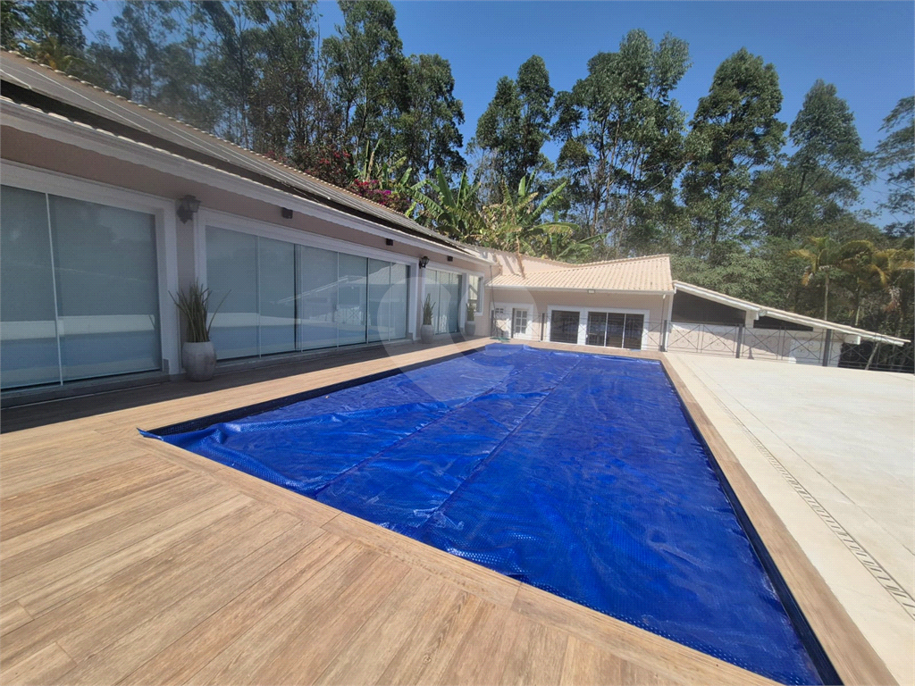 Casa de Condomínio à venda e aluguel com 5 quartos, 244m² - Foto 11