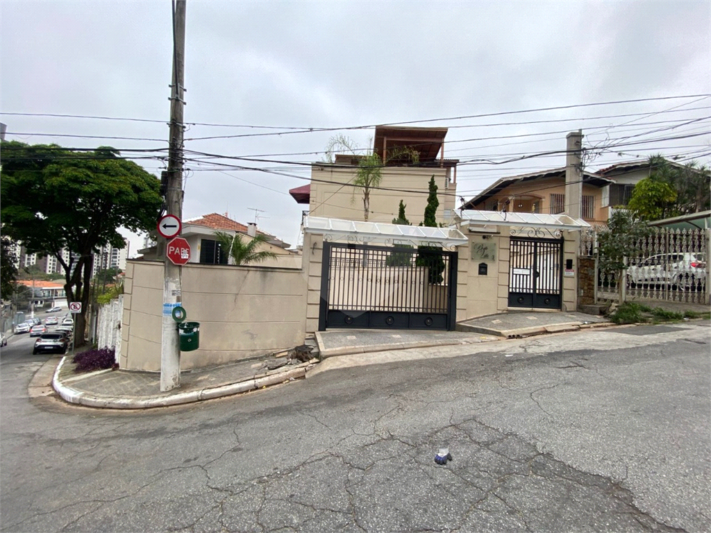 Casa a venda com 3 suítes em Condomínio Fechado na Zona Norte