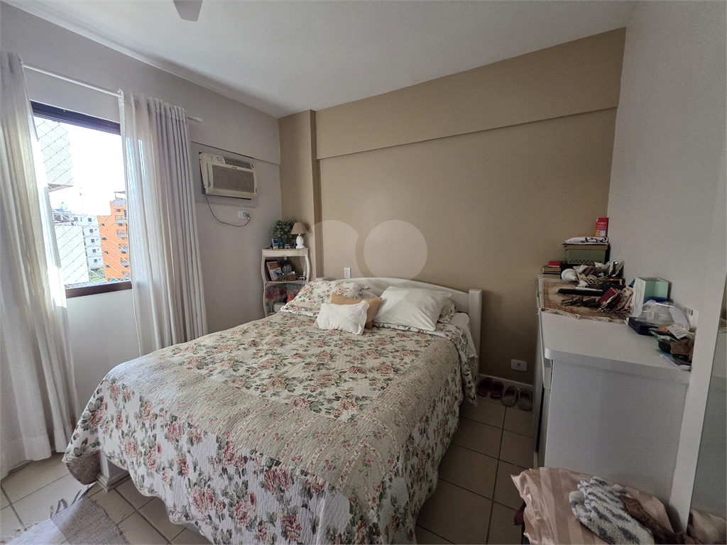 Oportunidade na Praia de Astúrias, Guarujá. Ótimo apartamento com 2 dormitórios.