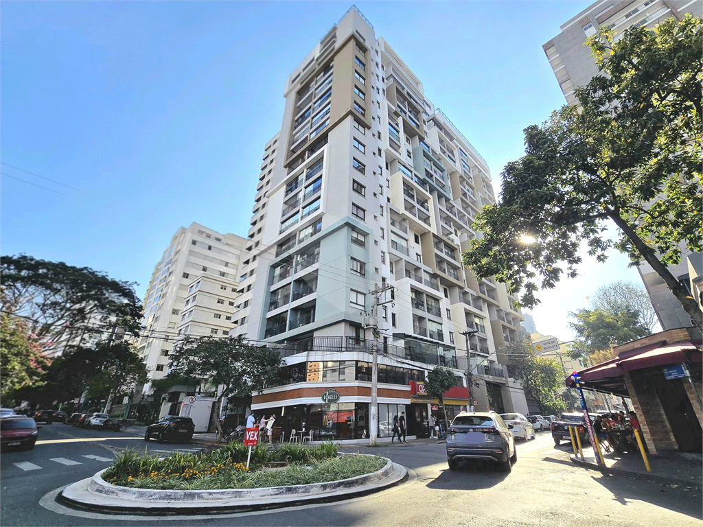 Studio à venda e locação com 1 quarto 1 banheiro varanda em Perdizes São Paulo - SP