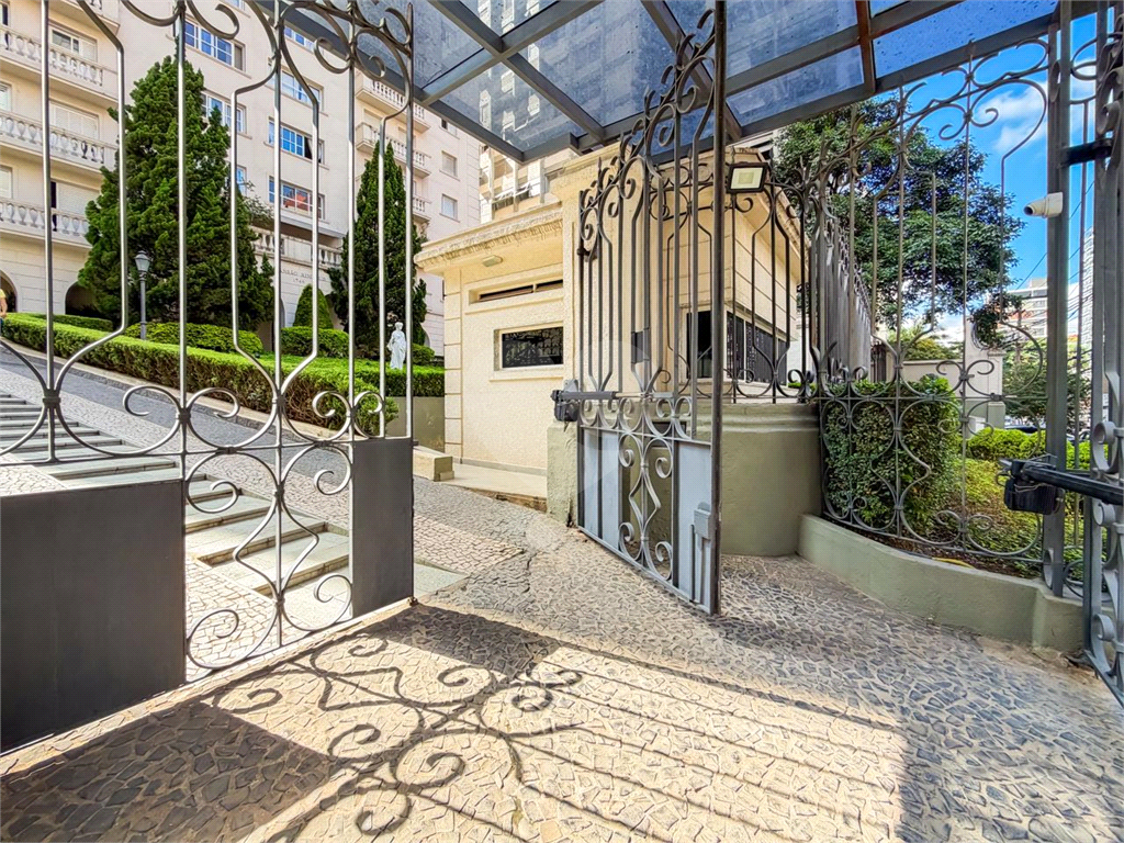 apto 4 quartos + 1 suite + 1 vaga de garagem - MANSÃO RIMBAUD
