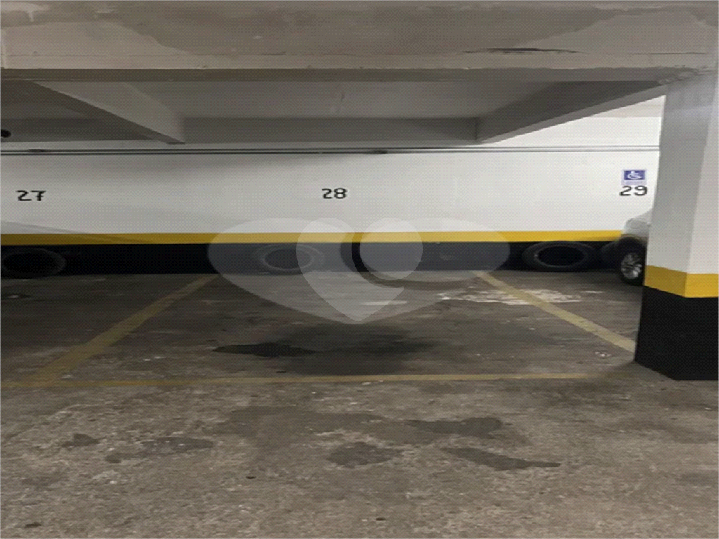 apto 3 quartos + 1 suite + 1 vaga de garagem