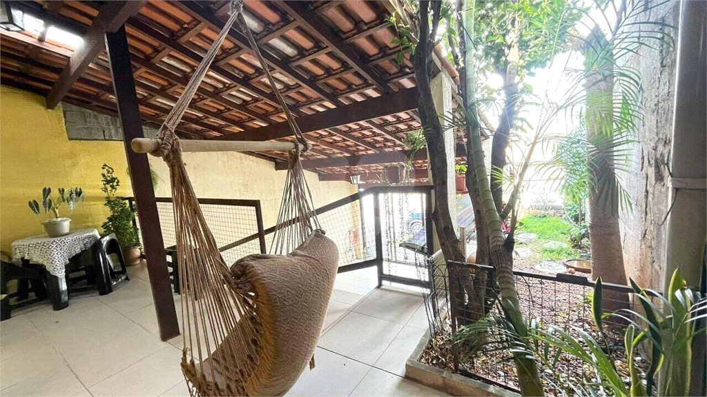 Casa à venda com 3 quartos, 168m² - Foto 18