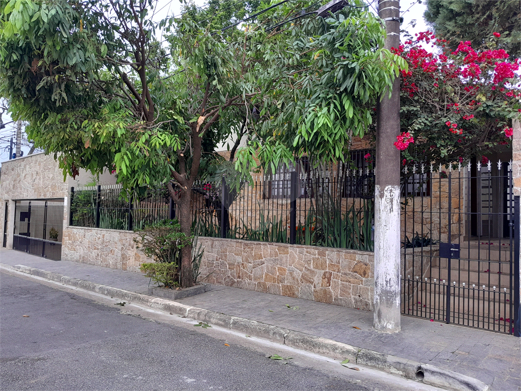 Casa térrea com 223m² à venda no Parque Continental