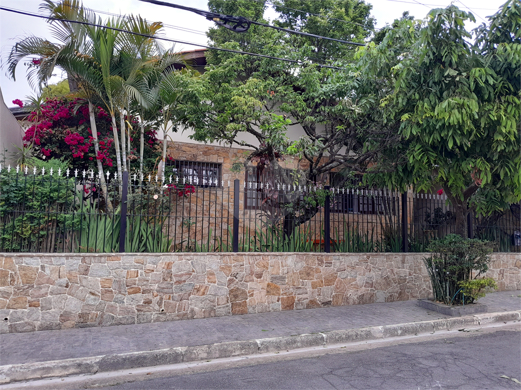 Casa térrea com 223m² à venda no Parque Continental