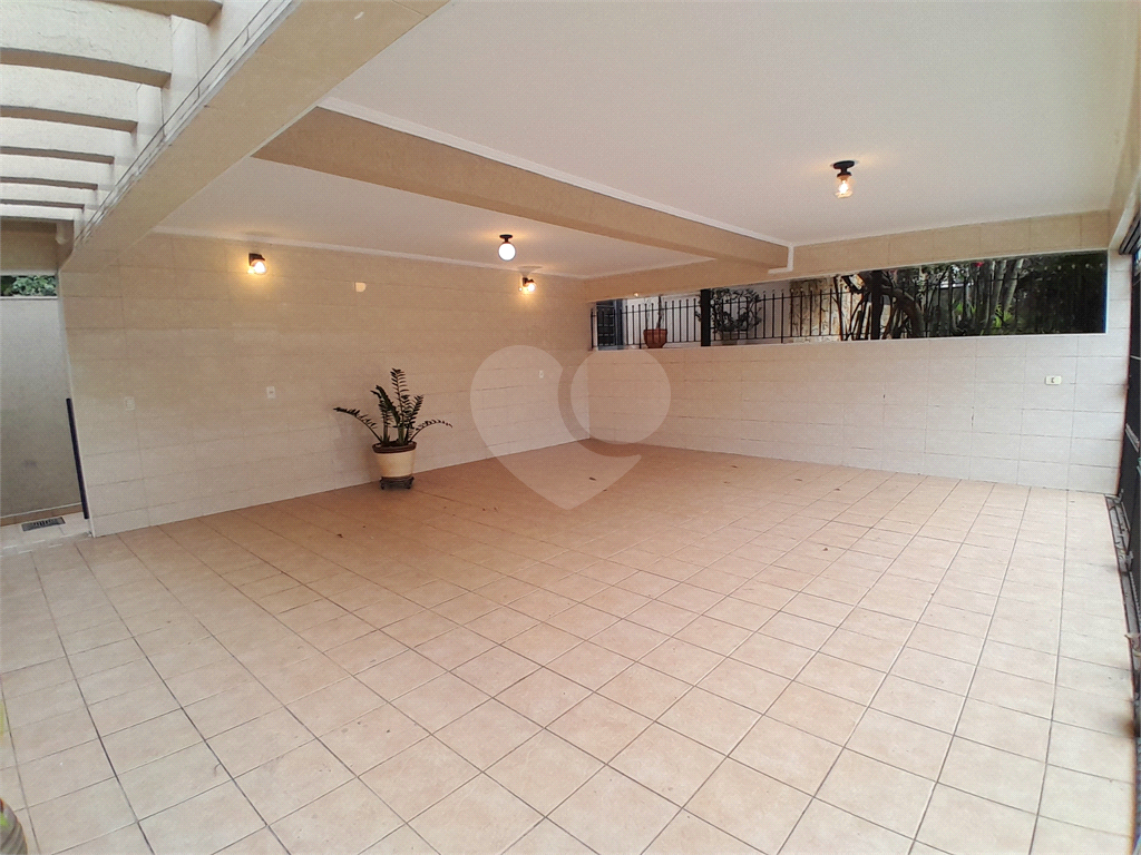 Casa térrea com 223m² à venda no Parque Continental